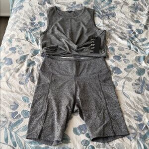 Zobha Charcoal Gray Workout Ensemble